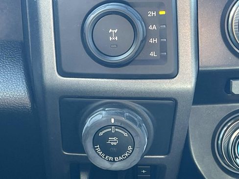 Used 2018 Ford F150 Raptor w/ Equipment Group 802A Luxury image 28