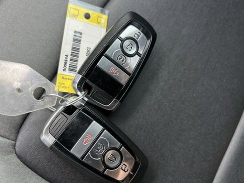 Used 2021 Ford Bronco Black Diamond image 38