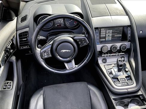 Used 2015 Jaguar F-TYPE Convertible image 5