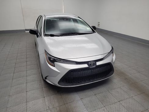Used 2021 Toyota Corolla LE FWD image 14