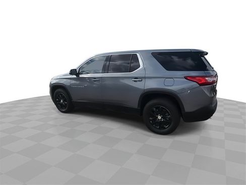 Used 2018 Chevrolet Traverse LS image 6