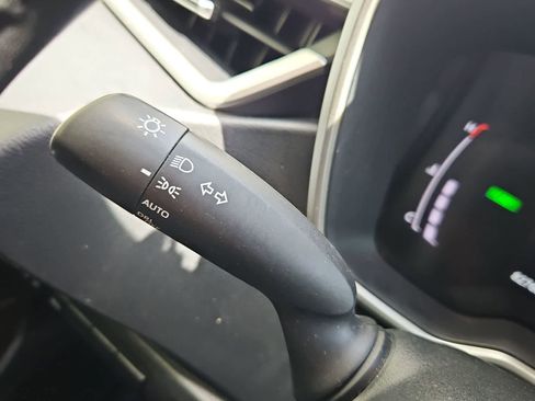 Used 2024 Toyota Corolla XLE FWD image 27