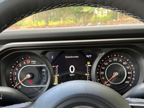 New 2026 Jeep Gladiator Sport AWD/4WD image 16