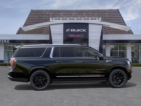 New 2026 GMC Yukon XL Elevation image 5