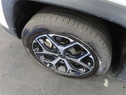 Used 2025 Jeep Compass Limited AWD/4WD image 6