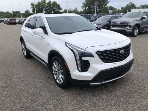 Used 2023 Cadillac XT4 Premium Luxury AWD/4WD image 11