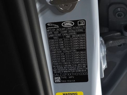 Certified 2026 Land Rover Range Rover Evoque S AWD/4WD image 39