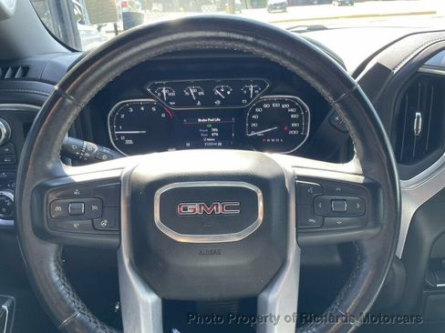 Used 2022 GMC Sierra 1500 SLE w/ Enhanced Capability Package AWD/4WD image 14