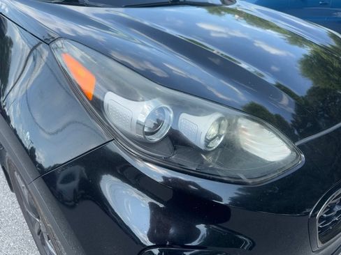 Used 2020 Kia Sportage S w/ S Sunroof Package FWD image 7