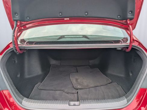 Certified 2023 Honda Accord LX image 12