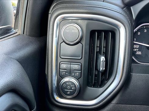 Used 2021 GMC Sierra 1500 SLT image 34