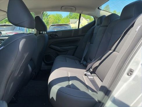 New 2026 Nissan Altima 2.5 SV FWD image 13