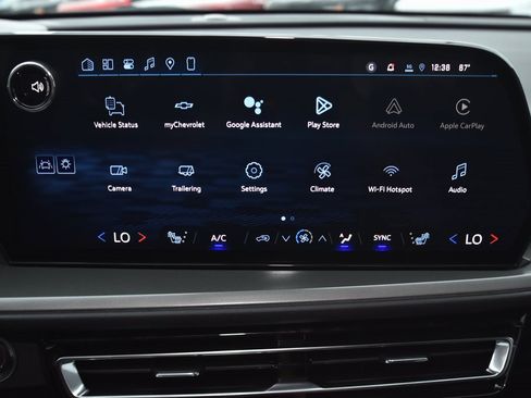 New 2026 Chevrolet Traverse LT w/ Driver Confidence Package image 18