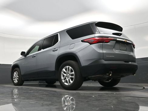 Used 2023 Chevrolet Traverse LS FWD image 22