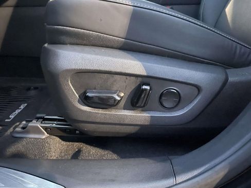 Used 2024 Lexus RX 350 image 29