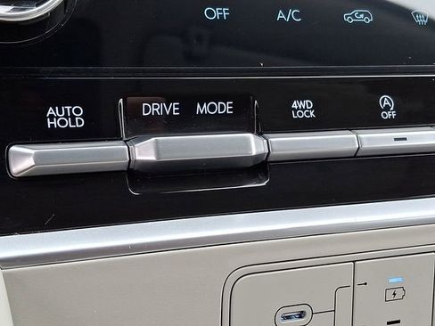 Used 2024 Hyundai Santa Fe SEL image 10