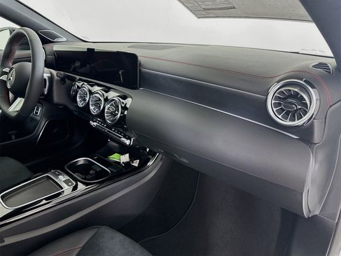 New 2026 Mercedes-Benz CLA 250 4MATIC image 31