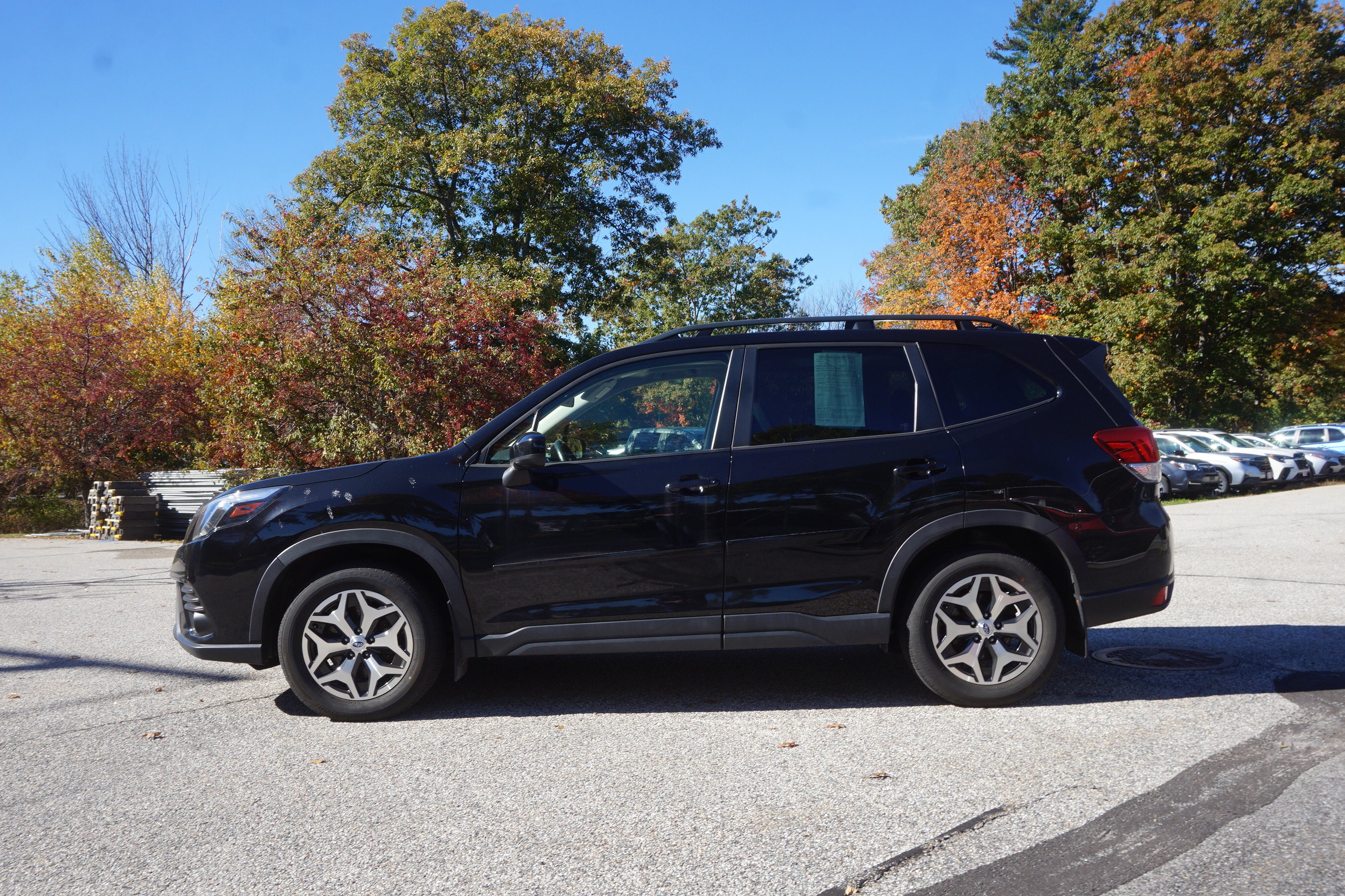 Used 2023 Subaru Forester Premium AWD/4WD image 8
