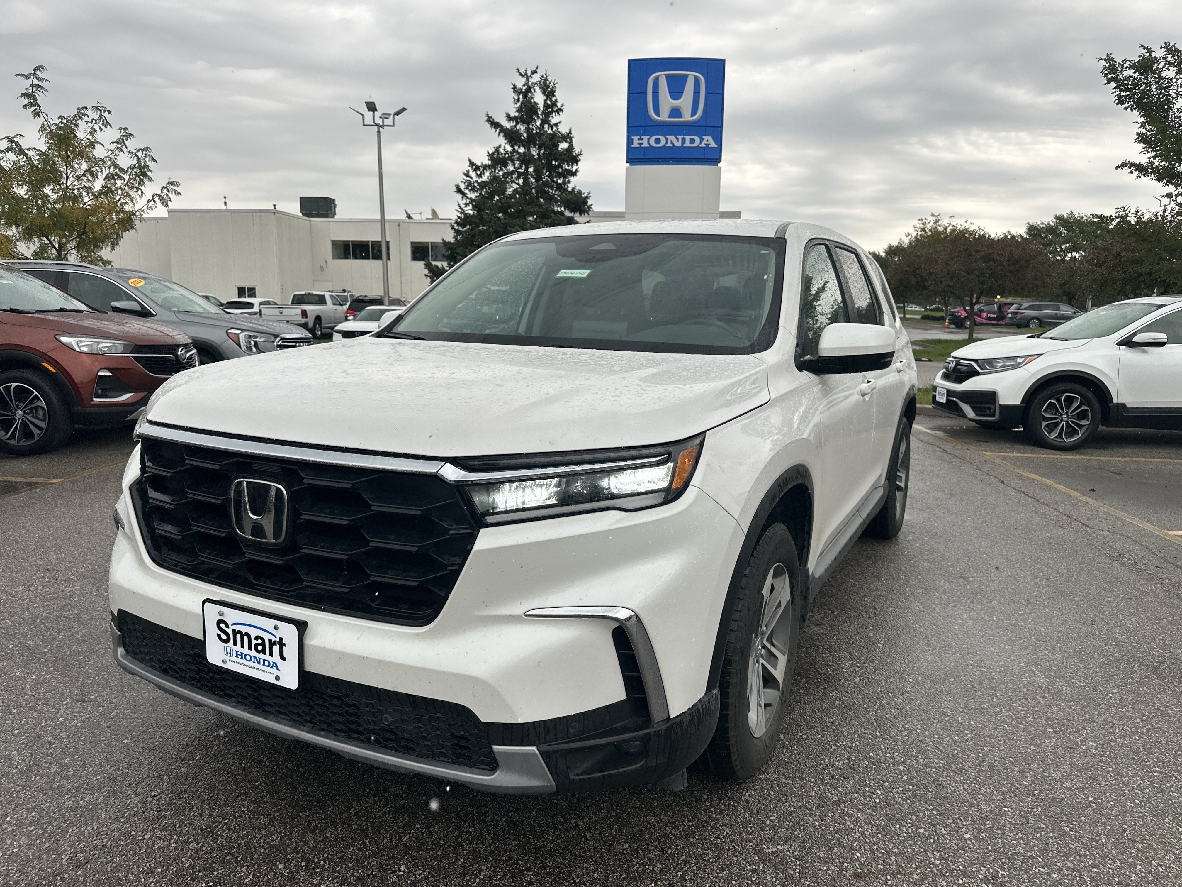 Certified 2025 Honda Pilot EX-L image 1