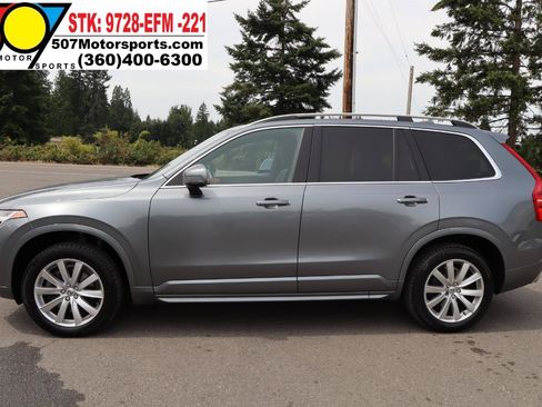 Used 2017 Volvo XC90 T5 Momentum w/ Vision Package AWD/4WD image 8
