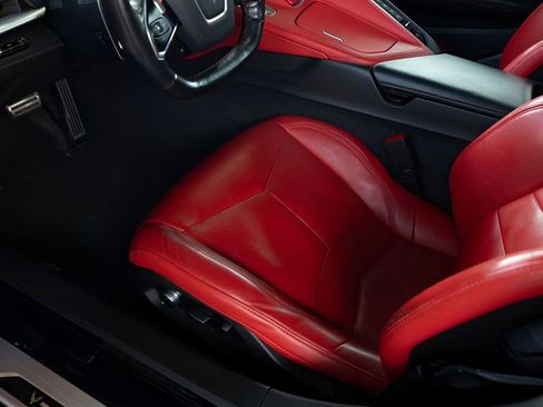 Used 2023 Chevrolet Corvette Stingray Preferred Conv w/ Z51 Performance Package RWD image 40
