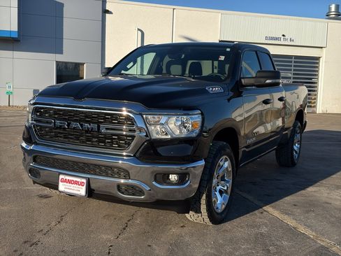 Used 2022 RAM 1500 Big Horn image 2
