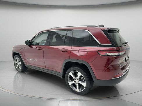 Used 2023 Jeep Grand Cherokee 4WD 4xe image 7