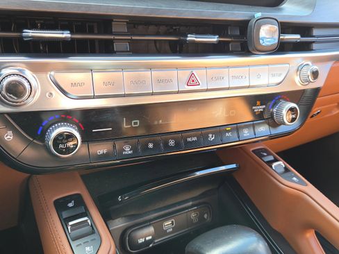 Used 2023 Kia Telluride SX X-Line image 23