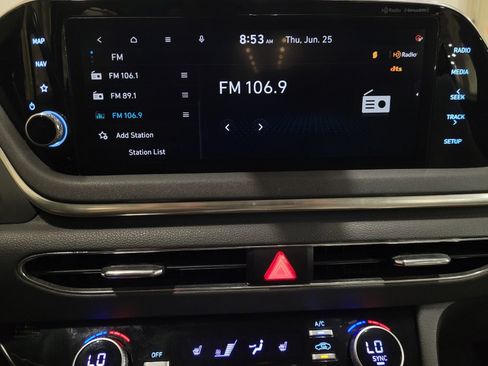 Used 2023 Hyundai Sonata SEL w/ Convenience Package FWD image 25