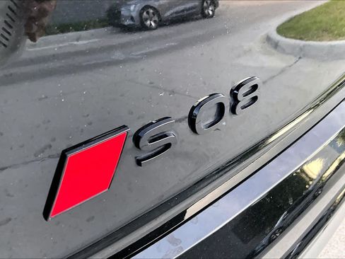 Certified 2024 Audi SQ8 Premium Plus w/ S Sport Package AWD/4WD image 33