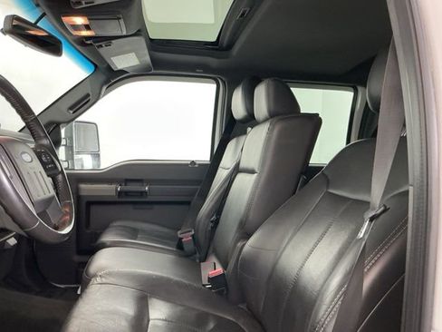 Used 2011 Ford F350 Lariat w/ Chrome Pkg image 14