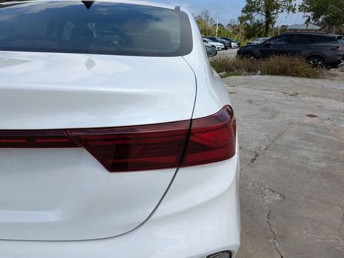 Certified 2024 Kia Forte LXS FWD image 11