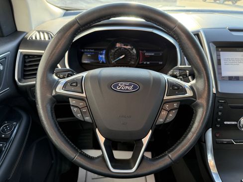 Used 2019 Ford Edge Titanium w/ Cold Weather Package image 13