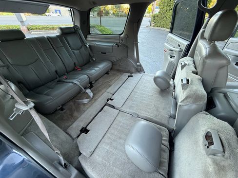 Used 2004 GMC Yukon SLT w/ 1SD Preferred Equipment Group image 41
