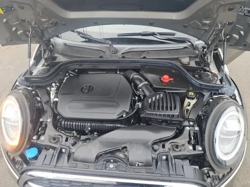 Used 2021 MINI Cooper S w/ 6.5" Touchscreen Package image 5