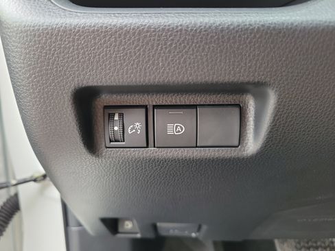 Used 2023 Toyota RAV4 LE image 19