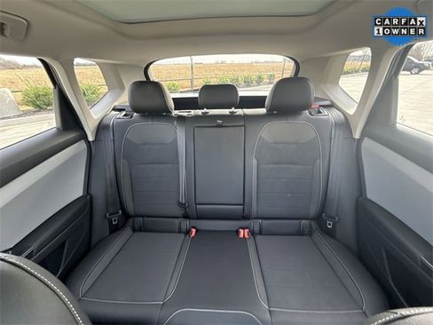 Used 2022 Volkswagen Taos SE image 22