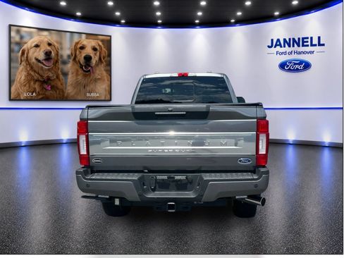 Used 2022 Ford F250 Platinum w/ FX4 Off-Road Package AWD/4WD image 7