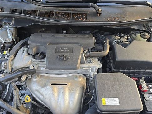 Used 2016 Toyota Camry XLE FWD image 13
