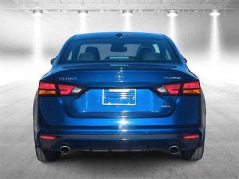 Used 2022 Nissan Altima 2.5 Platinum image 7