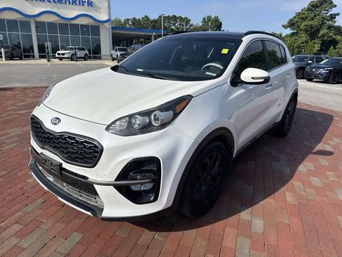 Used 2020 Kia Sportage S w/ S Premium Package FWD image 1
