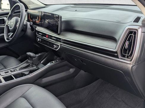 Used 2025 Kia Sorento X-Line EX image 23