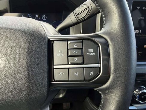 Used 2025 Ford F450 Platinum image 21