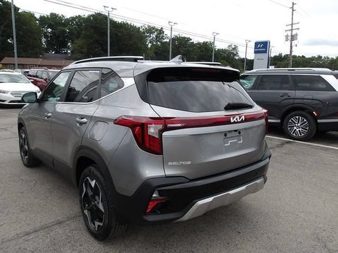 Used 2024 Kia Seltos EX AWD/4WD image 5