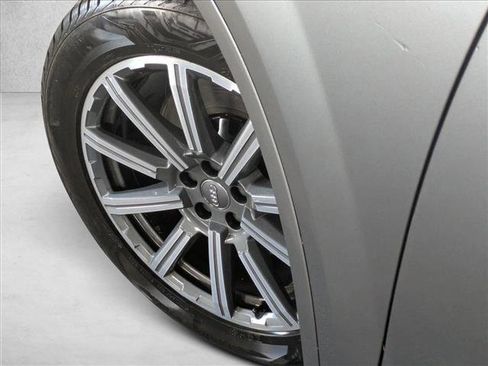 Used 2018 Audi Q7 3.0T Prestige w/ Prestige Package image 10