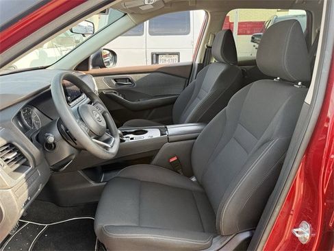 Used 2023 Nissan Rogue S image 24