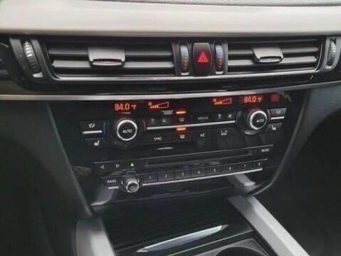 Used 2016 BMW X5 xDrive35d image 25