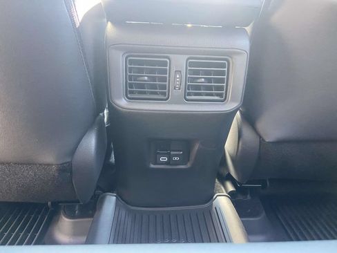 Used 2025 Toyota RAV4 Limited FWD image 21
