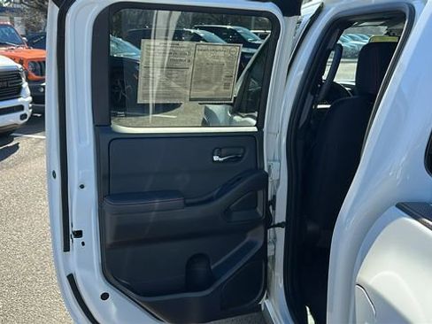 Certified 2023 Nissan Frontier PRO-4X w/ Pro Convenience Package AWD/4WD image 23