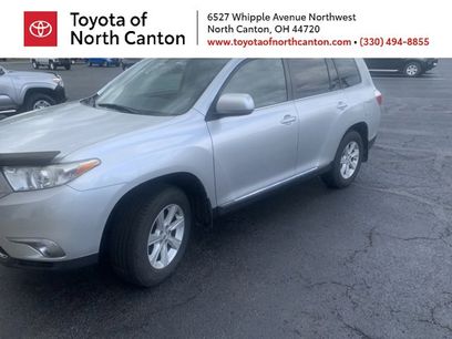 Used 2012 Toyota Highlander SE